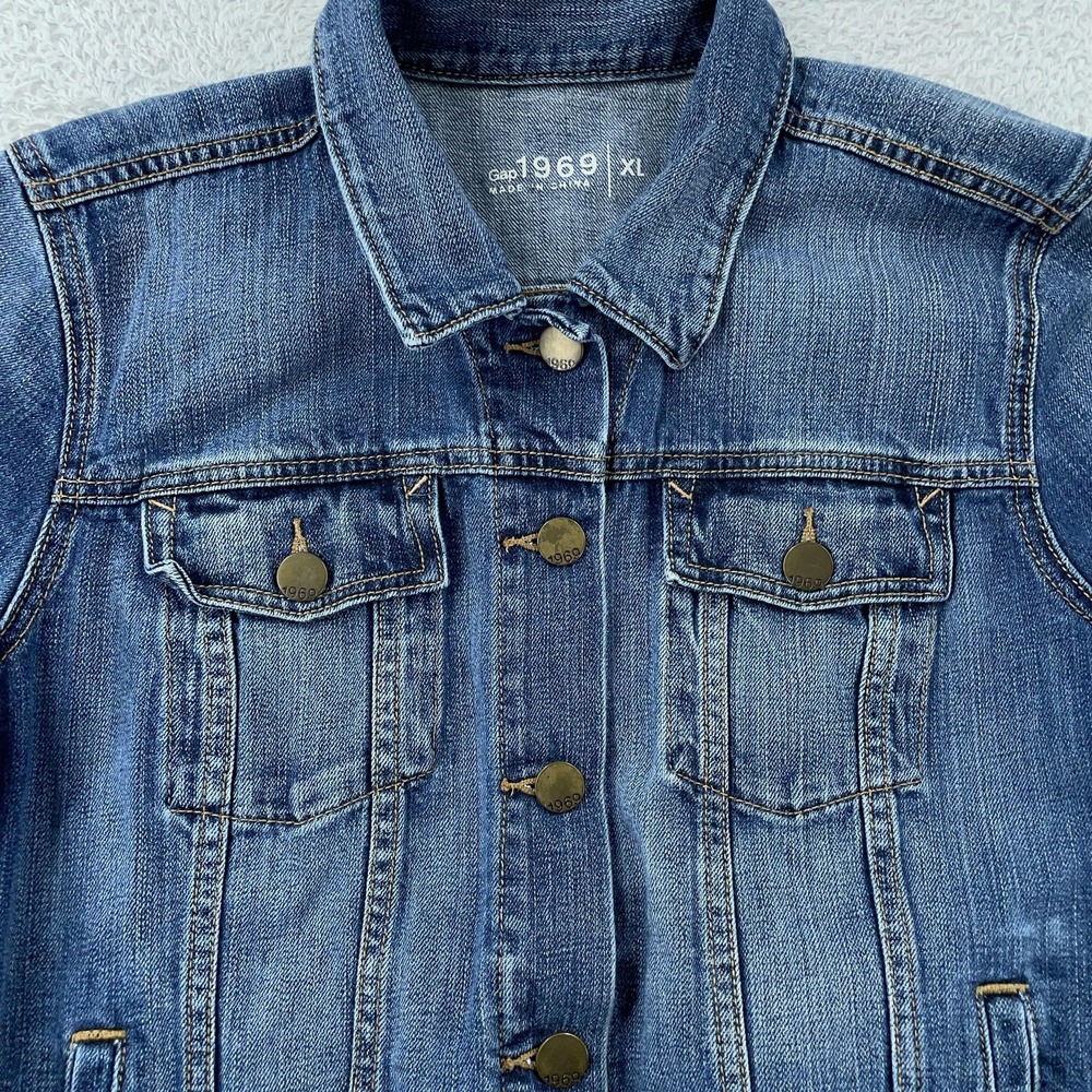 Gap 1969 Denim Jean Jacket Womens CROP FIT XL Blue Trucker Button Front‎ Pockets
